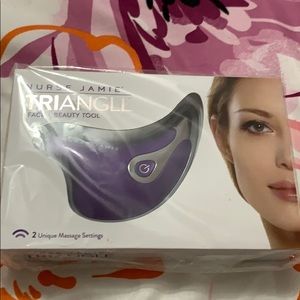 Nurse Jamie Triangle Facial Beauty Tool
